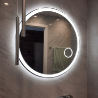 Круглое косметическое зеркало с увеличением и подсветкой Латина